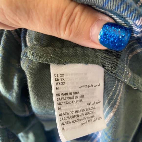 Ac/dc high voltage graphic tee on back of Style & Co. Blue and Green Plaid Shirt - Picture 8 of 9